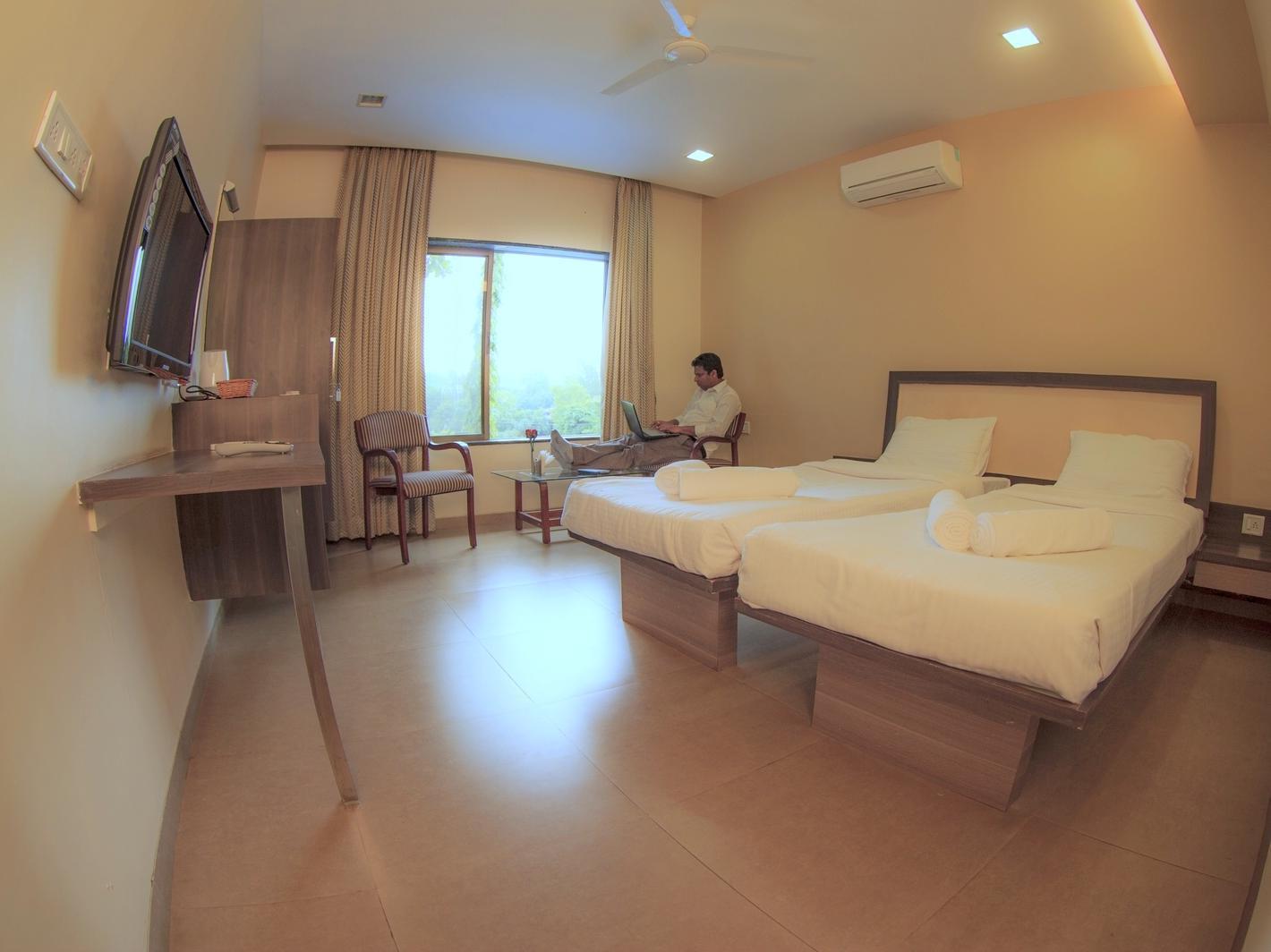 Green Valley Resort Khadoli Exterior foto