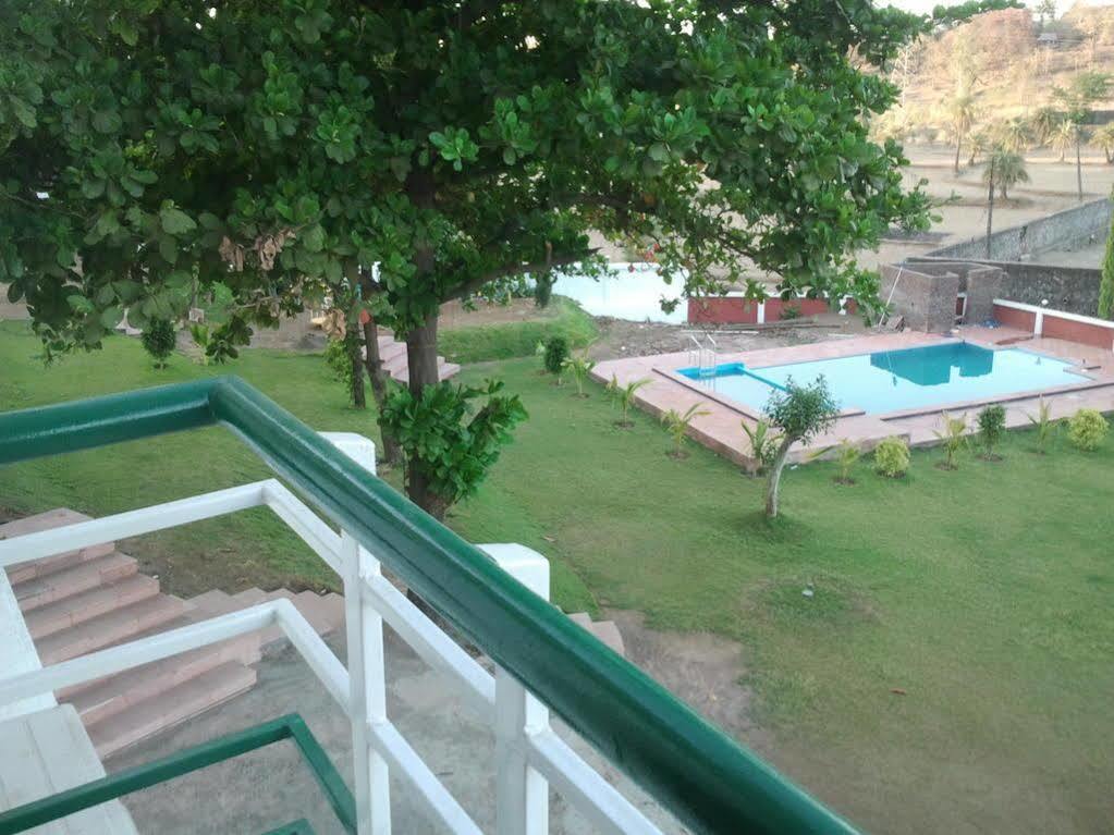 Green Valley Resort Khadoli Exterior foto
